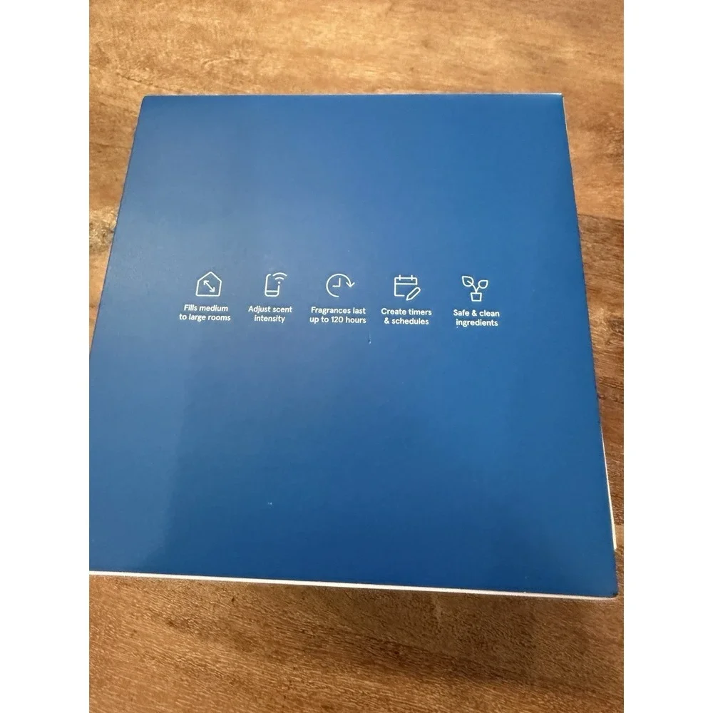 Pura 4 Home Diffuser Capri Blue Starter Kit w/4 Refill Brand New Nordstrom $130